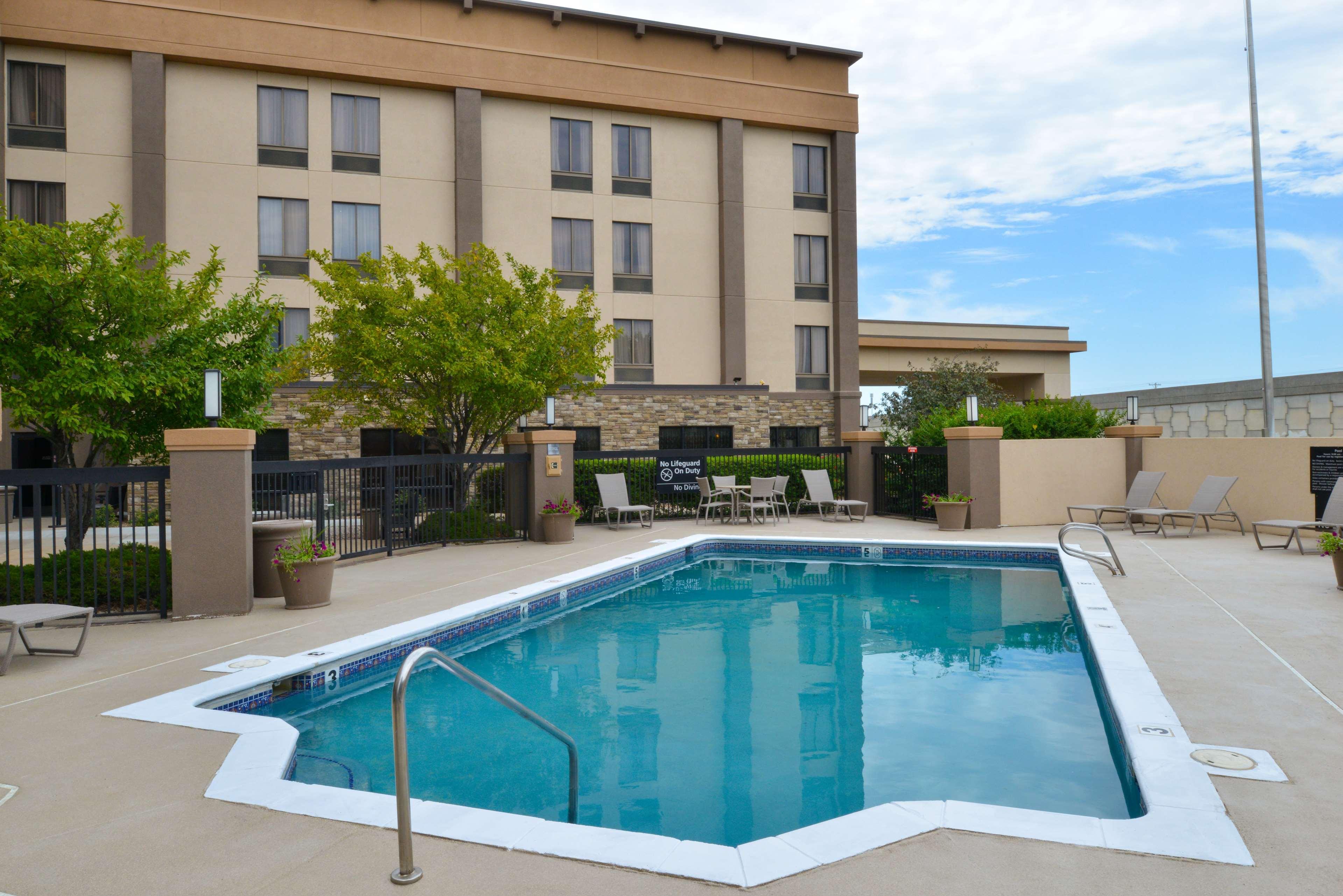 Best Western Plus Bayside Hotel Oakland Exterior photo