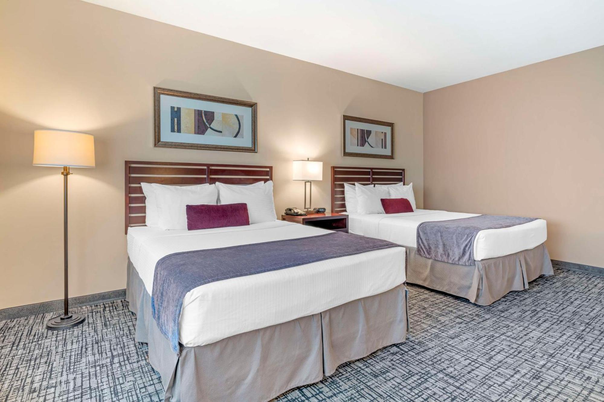 Best Western Plus Bayside Hotel Oakland Exterior photo